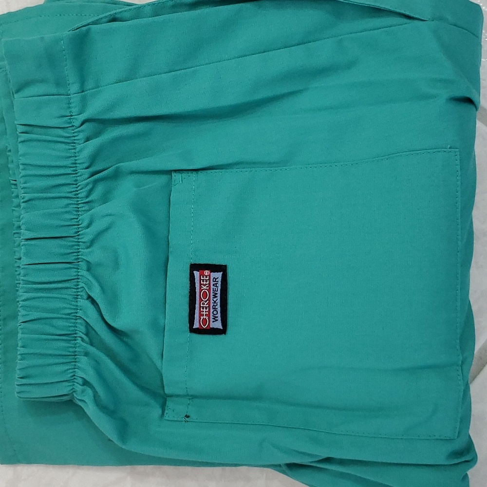 Cherokee scrubs women - Picture 3 of 7